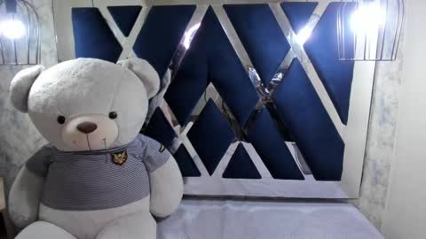   online show from March 2025 02:12:01 PM