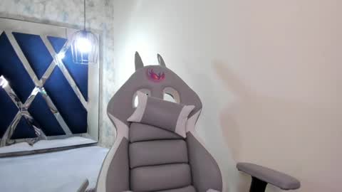   online show from March 2025 05:43:02 PM