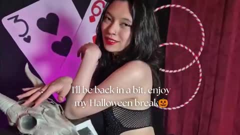   online show from October 2025 11:42:01 AM