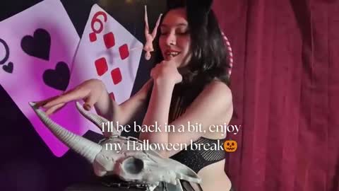   online show from October 2025 11:55:02 AM