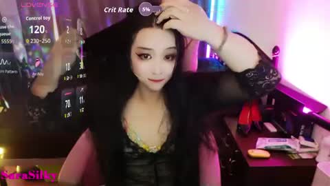 Snapshot of sarasilky chatting on July 2026 10:13:02 AM ToT online show from July 2026 10:13:02 AM
