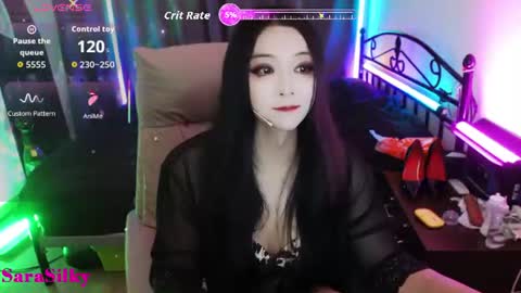 Snapshot of sarasilky chatting on July 2026 09:51:01 AM ToT online show from July 2026 09:51:01 AM