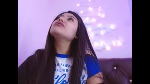 Snapshot of sarastonesx chatting on December 2024 03:04:01 AM sarastonesx online show from December 2024 03:04:01 AM