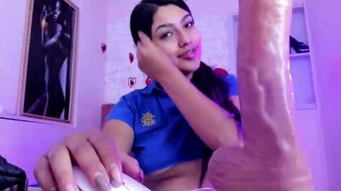 Snapshot of sarastonesx chatting on September 2025 06:15:02 AM sarastonesx online show from September 2025 06:15:02 AM