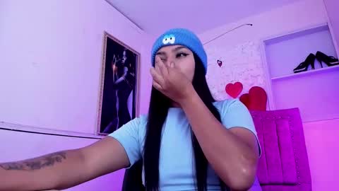 Snapshot of sarastonesx chatting on September 2025 03:43:02 AM sarastonesx online show from September 2025 03:43:02 AM