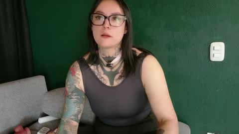 Sara Herrera online show from May 2026 08:51:01 PM
