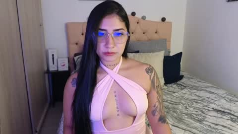 Snapshot of saratukkerr chatting on January 2025 03:58:02 AM saratukkerr online show from January 2025 03:58:02 AM