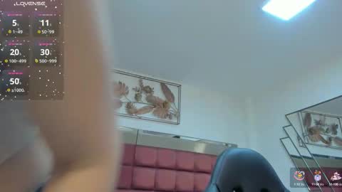 Snapshot of sarawagner_ chatting on October 2025 06:38:02 PM online show from October 2025 06:38:02 PM