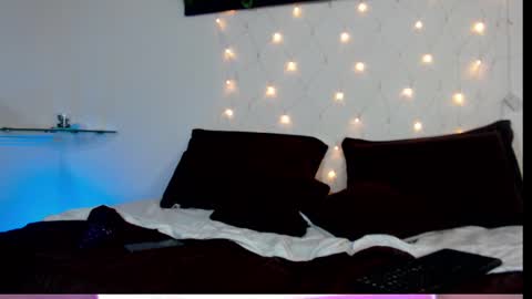 saray__jones online show from February 2025 06:19:02 PM