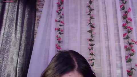 Snapshot of saray_cute_ chatting on January 2025 07:28:02 PM Lista de deseos online show from January 2025 07:28:02 PM