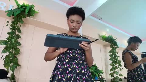 Saray Mardez online show from February 2025 12:47:01 PM