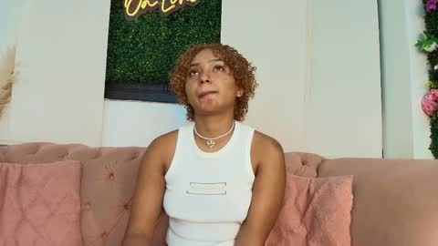 Saray Mardez online show from October 2025 12:03:02 PM