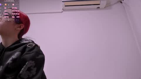 Snapshot of sarenlux chatting on October 2025 12:09:02 PM Baby Saren online show from October 2025 12:09:02 PM