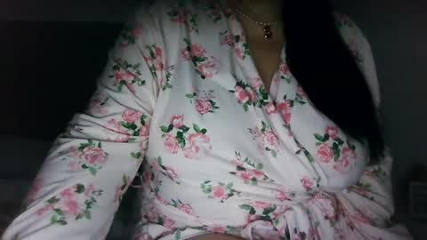 Snapshot of saretta46 chatting on May 2026 12:30:01 AM Sara online show from May 2026 12:30:01 AM