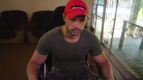 Snapshot of sargentsaltnpepa chatting on November 2025 10:51:01 AM SargentSaltNPepa online show from November 2025 10:51:01 AM