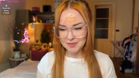Veronika online show from October 2025 06:08:01 PM