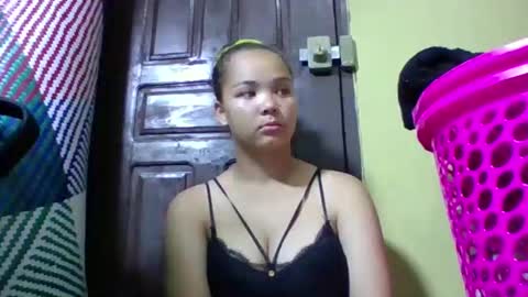 Snapshot of sarhon917962 chatting on April 2026 06:05:02 PM sarhon917962 online show from April 2026 06:05:02 PM