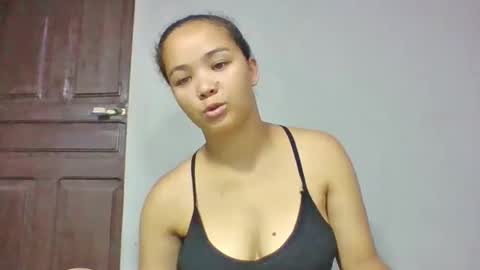 Snapshot of sarhon917962 chatting on April 2026 09:48:02 AM sarhon917962 online show from April 2026 09:48:02 AM