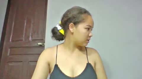 Snapshot of sarhon917962 chatting on May 2026 07:47:01 AM sarhon917962 online show from May 2026 07:47:01 AM