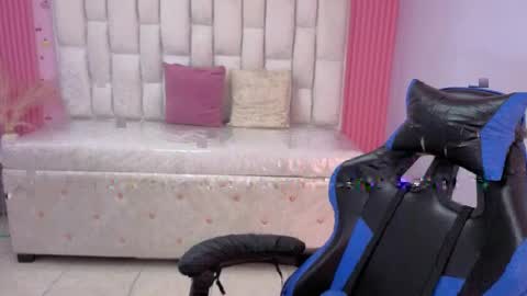 Sara  online show from May 2026 08:17:02 PM