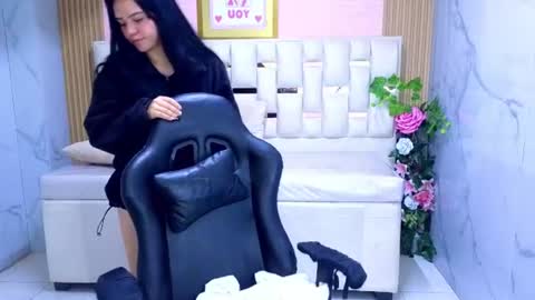 Sara  online show from July 2026 10:21:02 AM