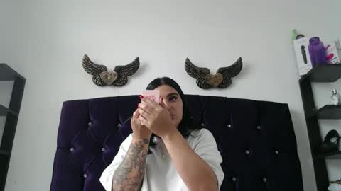 Snapshot of sarita_multisquirt chatting on February 2026 05:38:01 PM Sara online show from February 2026 05:38:01 PM