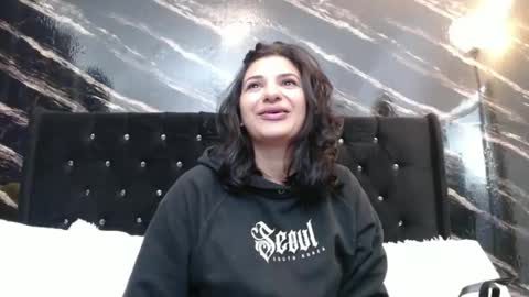 Sara online show from May 2026 05:14:02 AM