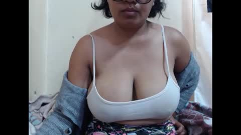 saronette online show from March 2026 10:37:02 AM