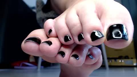 Snapshot of sarrah_lynn chatting on January 2025 02:59:01 AM Nadya TG channel online show from January 2025 02:59:01 AM