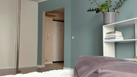 Sasha online show from February 2025 09:19:01 AM