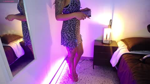 Snapshot of sasha_brattz chatting on January 2025 09:45:01 AM Sasha Brattz online show from January 2025 09:45:01 AM