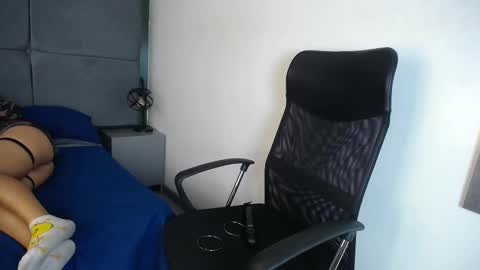 Snapshot of sasha_brattz chatting on March 2025 04:18:01 PM Sasha Brattz online show from March 2025 04:18:01 PM