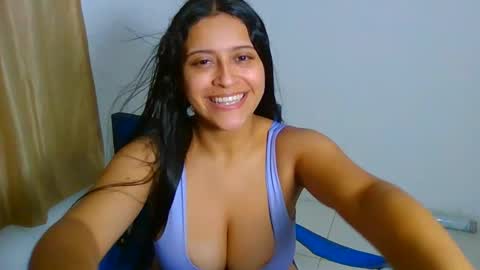 Snapshot of sasha_rose23 chatting on December 2025 09:51:01 AM Camila online show from December 2025 09:51:01 AM