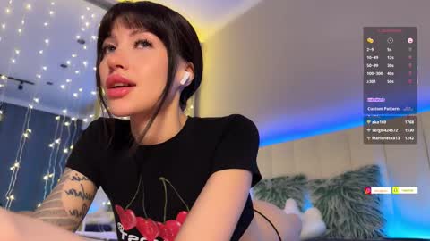 Hi everyone my name is Sasha   online show from February 2026 09:22:02 PM