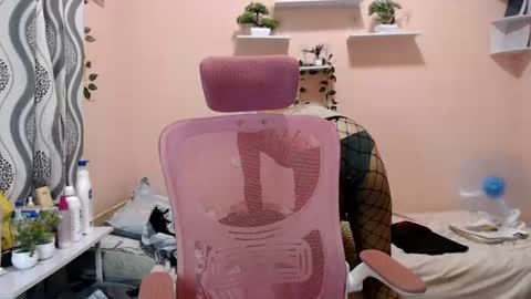 Snapshot of sashafuckss chatting on July 2026 01:37:02 PM Call Me Sasha online show from July 2026 01:37:02 PM
