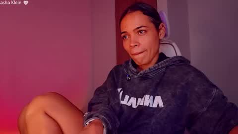 Sasha Klein online show from July 2026 01:47:01 AM
