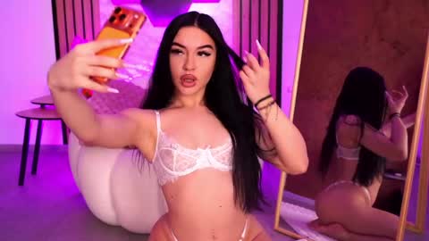 Sasha online show from March 2026 06:02:02 AM