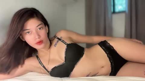 Snapshot of sashi_kaye chatting on March 2026 04:14:02 AM sashi_kaye online show from March 2026 04:14:02 AM