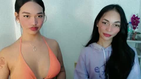 Snapshot of sashifoxdoll_ chatting on May 2026 09:30:02 PM Sashi online show from May 2026 09:30:02 PM