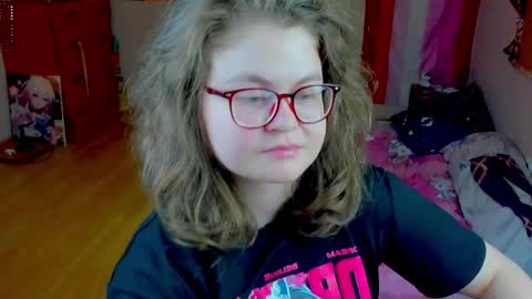 Snapshot of sashy_way chatting on May 2026 05:07:01 PM .Alexandra online show from May 2026 05:07:01 PM