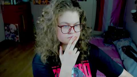 Snapshot of sashy_way chatting on May 2026 09:27:02 AM .Alexandra online show from May 2026 09:27:02 AM