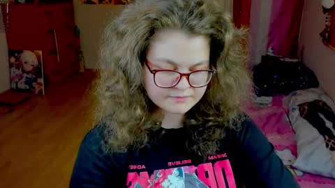 Snapshot of sashy_way chatting on May 2026 09:31:01 PM .Alexandra online show from May 2026 09:31:01 PM