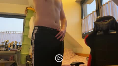 Snapshot of sason97xx chatting on March 2025 05:25:01 PM sason97xx online show from March 2025 05:25:01 PM