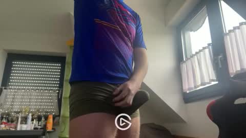 Snapshot of sason97xx chatting on November 2025 08:33:02 AM sason97xx online show from November 2025 08:33:02 AM