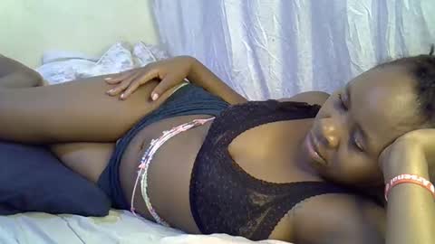 sassy_bella online show from October 2025 07:31:01 AM