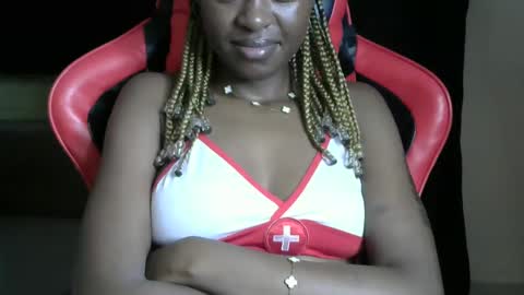 sassy_lyne online show from May 2026 08:23:01 AM