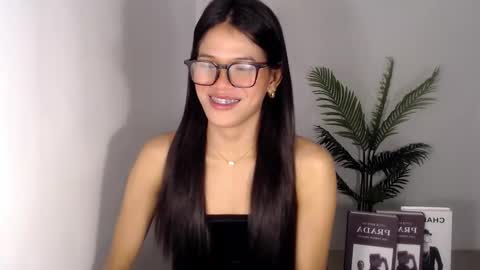 Snapshot of sassy_monie chatting on January 2025 06:02:01 PM sassy_monie online show from January 2025 06:02:01 PM