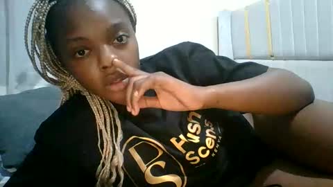 sassylilmama online show from June 2026 01:28:02 AM