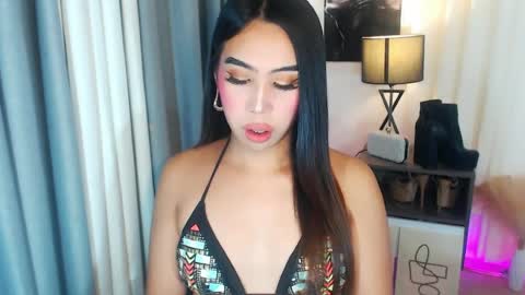 sassynamix online show from June 2026 05:17:02 PM