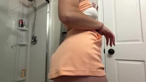 sassysquirtsmmm online show from May 2026 08:27:01 PM